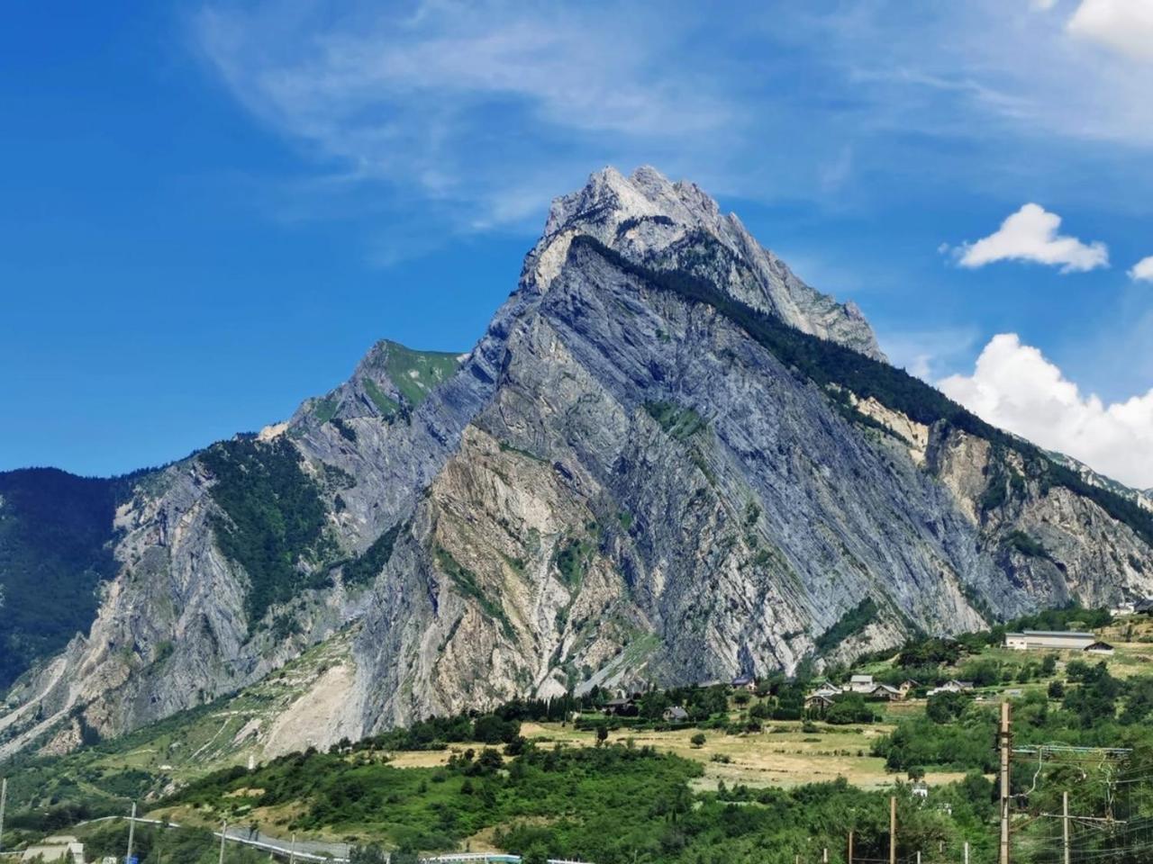 Hotel Le Marintan Saint-Michel-de-Maurienne Exterior foto